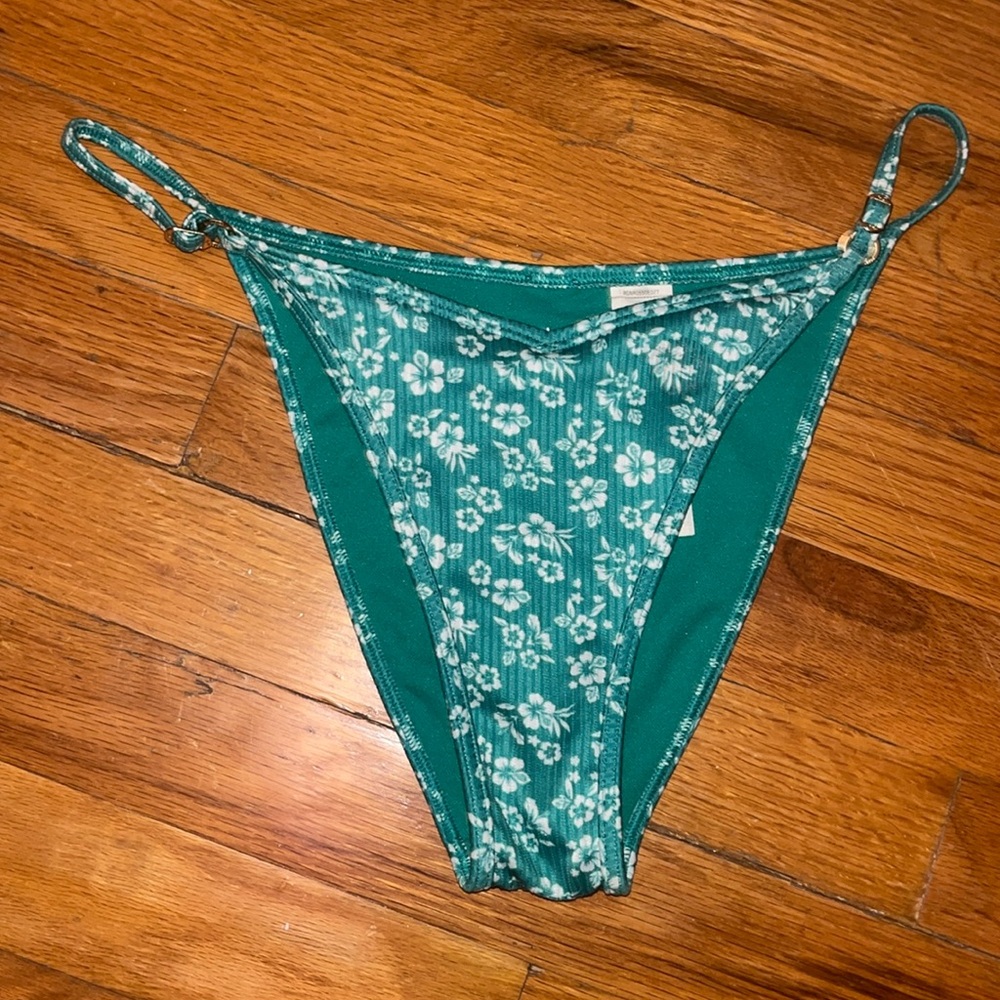 Hollister Green Floral Cheeky Bikini Bottom